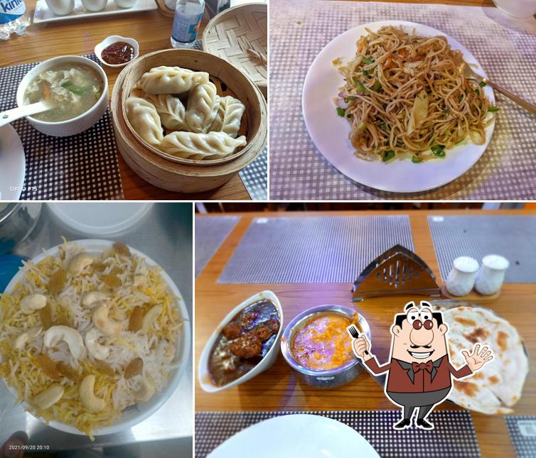 Meals at Ghare Baire