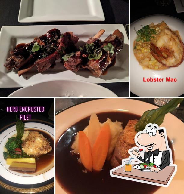 Johnny's in Royal Oak Restaurant menu and reviews