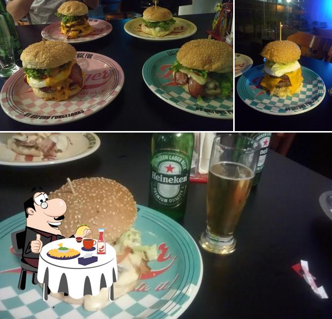 Hambúrguer em Vegas Burger Bar