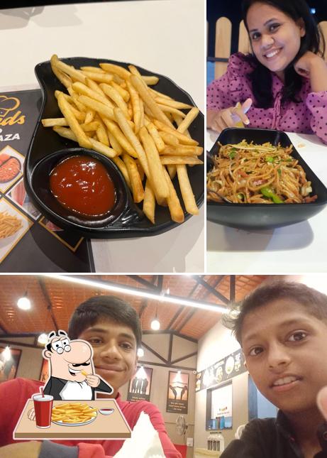 Friends Forever Fast food Restaurant