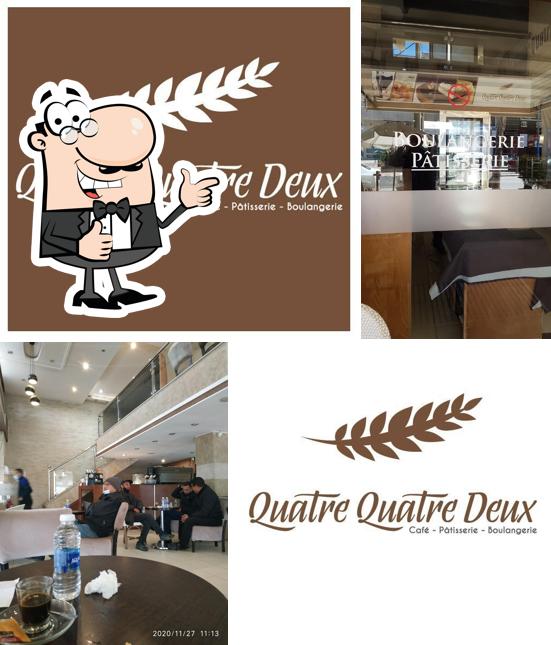 Café Pâtisserie Quatre Quatre Deux
