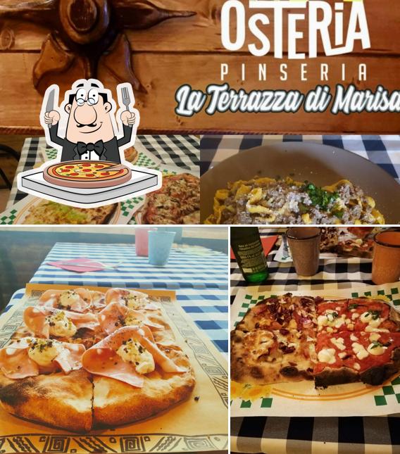 Elige una pizza en La Terrazza di Marisa