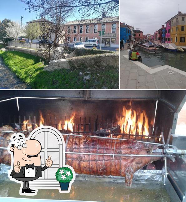 La esterno e cibo del ristorante