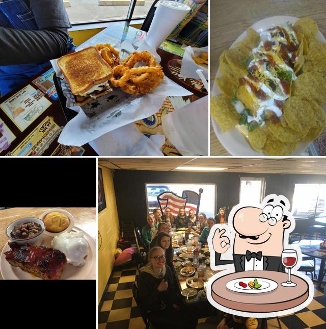 The Dawg House Restaurant in Quitman Restaurant menu and reviews