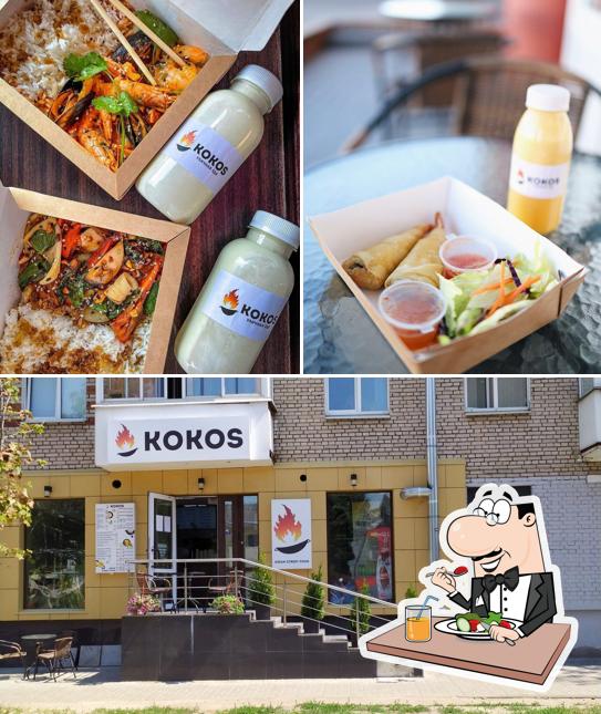 Снимок, на котором видны еда и внутреннее оформление в Kokos street food