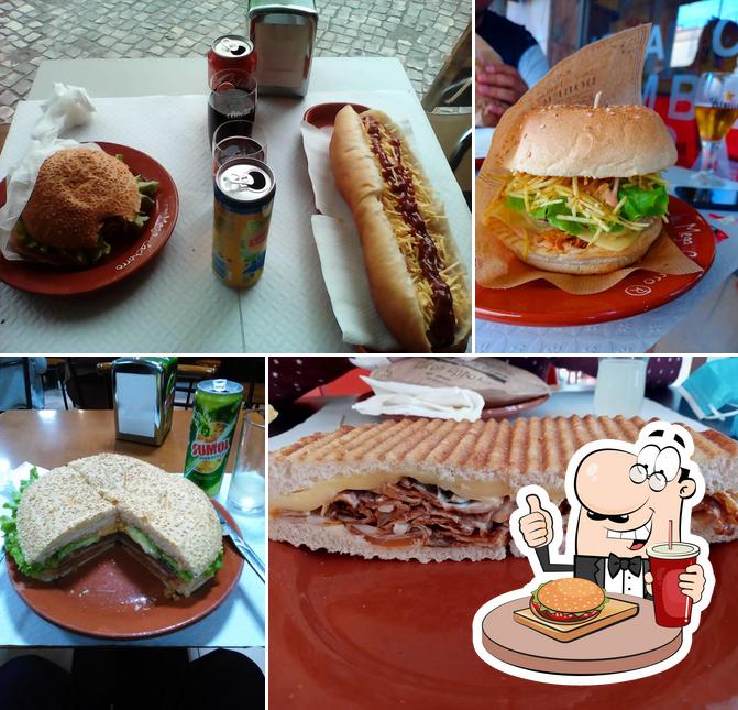 Las hamburguesas de Mega Cachorro las disfrutan una gran variedad de paladares