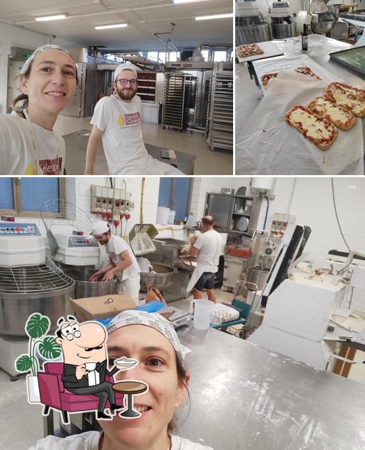 Questa è la foto che presenta la interni e cibo di Panificio