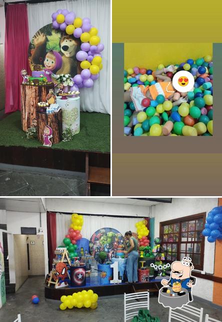 Comida em Espaço Maju - Rodízio de Comida de Festa