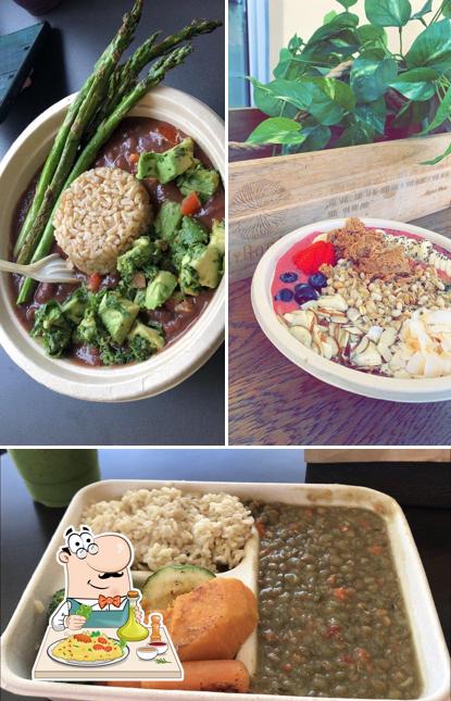 MyRoots Juicebar in The Hammocks Restaurant menu and reviews