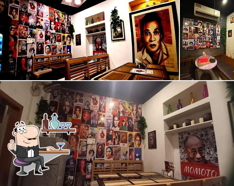 The interior of Momoto