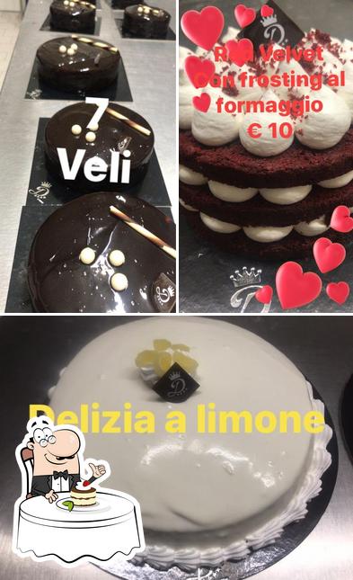 Pasticceria Caffetteria Davide offre un'ampia varietà di dessert