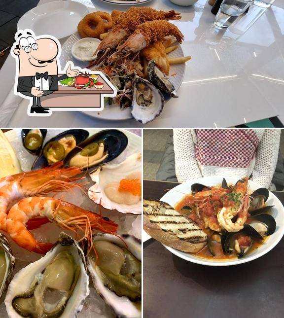 Get seafood at Fourth Fish Rozelle