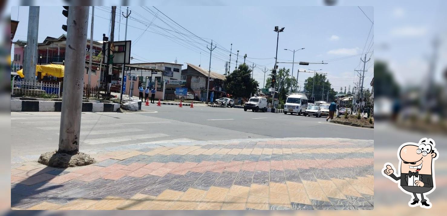 Main Chowk Humhama new airport
