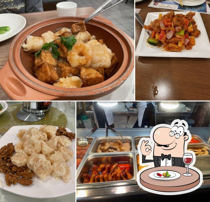 HK VIP Kitchen, 140 W Valley Blvd Suite 107 in San Gabriel Restaurant