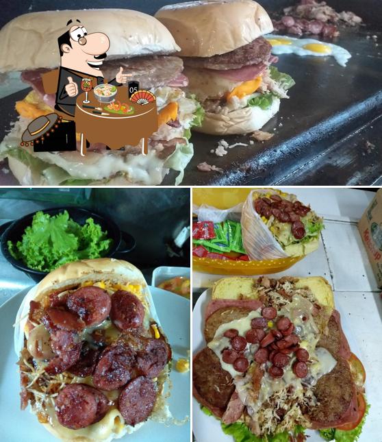 Comida em Corujão Lanches