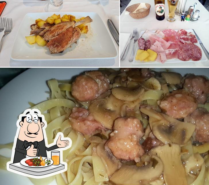 Tra le diverse cose da Trattoria San Giovanni si possono trovare la cibo e birra
