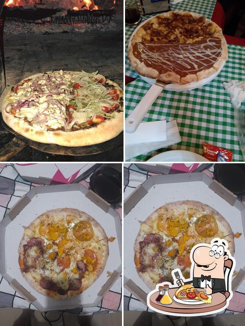 Peça diversos tipos de pizza