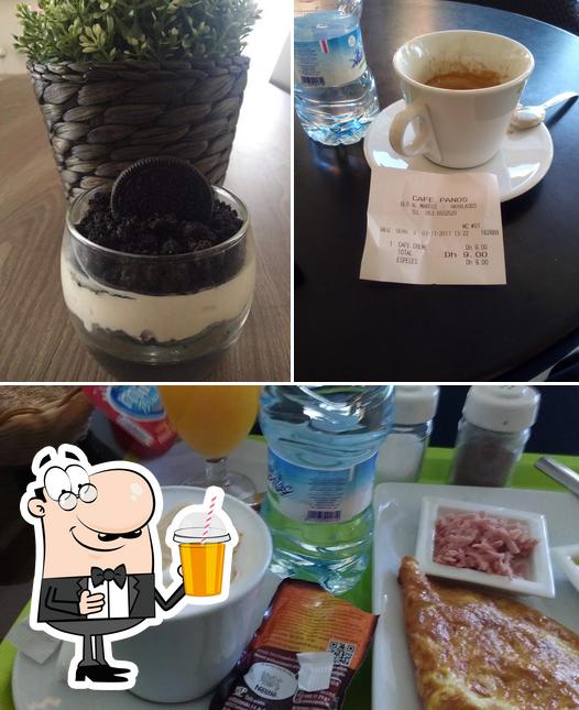 Profitez d'un verre à Café PANOS