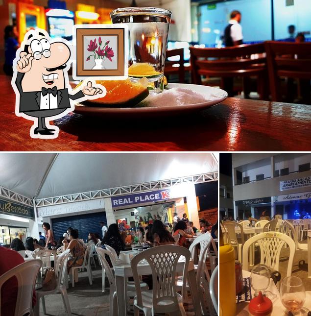 O interior do Real Place - Restaurante, Pizzaria e Lanchonete