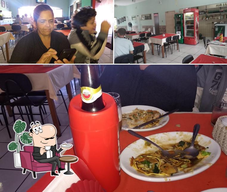 Veja imagens do interior do Restaurante Kam Mann - Comida Chinesa