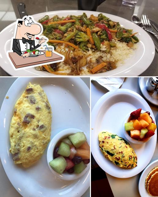 Cozy Corner Restaurant & Pancake House, 5454 N Harlem Ave in Chicago
