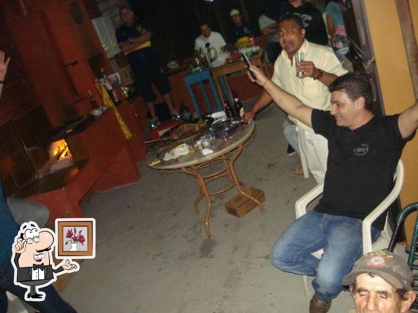 Veja imagens do interior do Bar Bambu