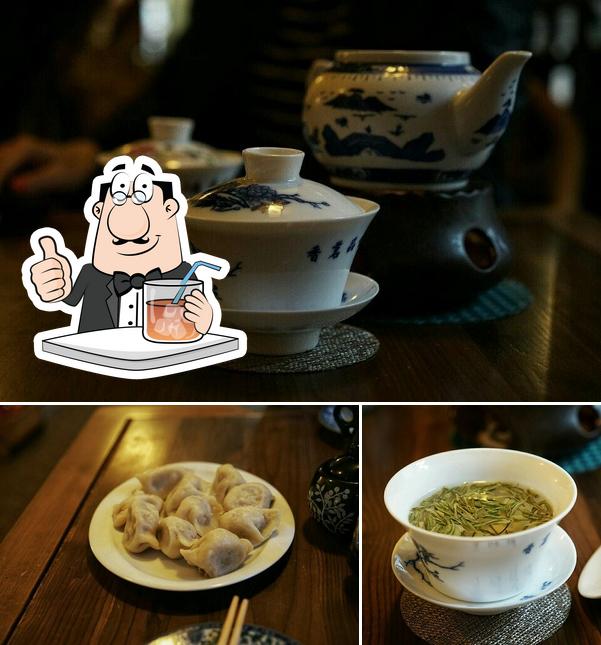 Bild von getränk und lebensmittel bei Jiangnan Teehaus