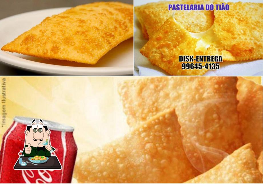 Comida em Pastelaria do Tião