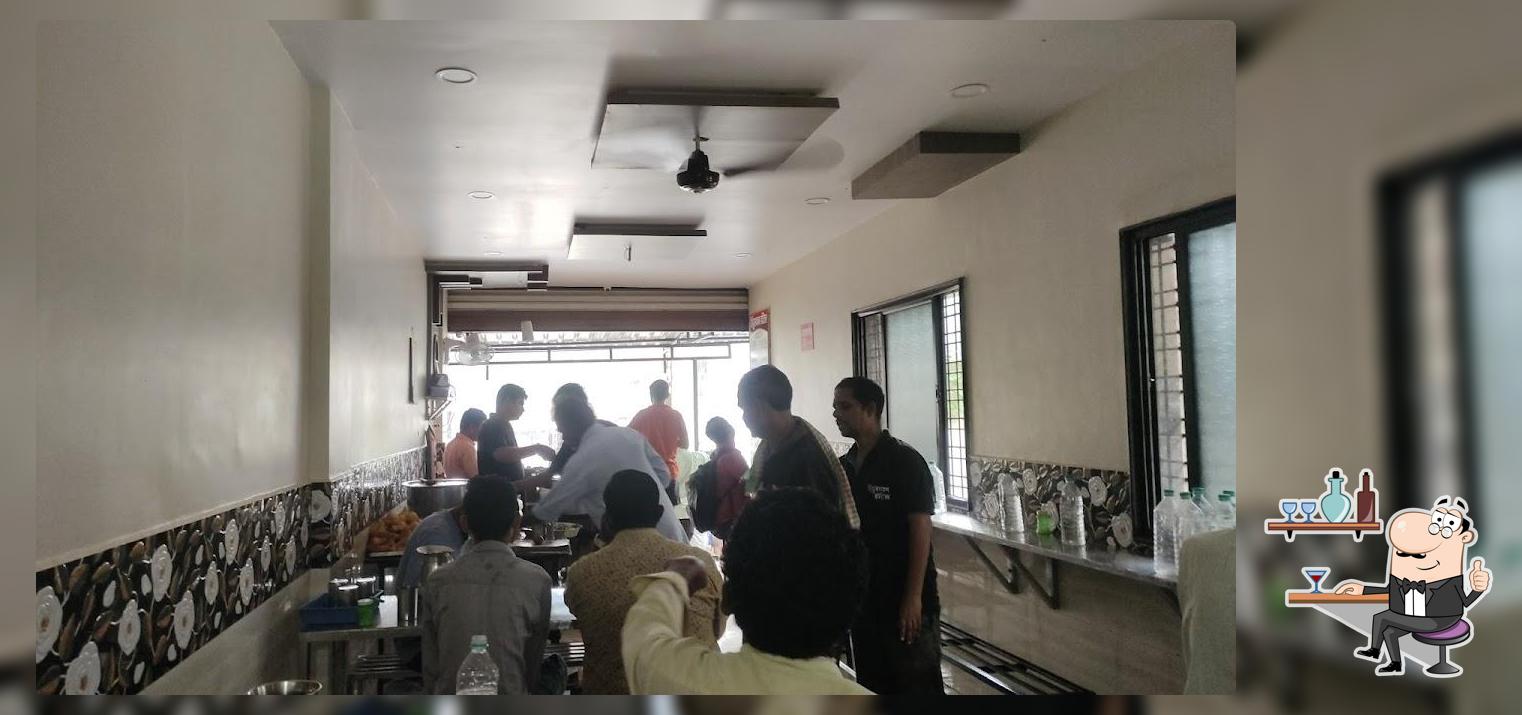 Hindusthan Hotel