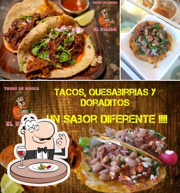 Tacos De Birria El Viejon restaurant, Santa Rosalía, AV. CONSTITUCION Y  CALLE PLAYA