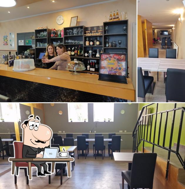 Découvrez l'intérieur de Café Bar Rio Ii
