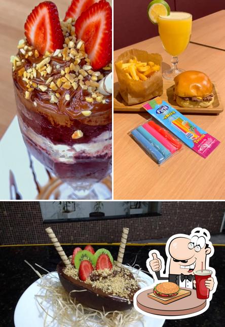 Hambúrguer em El Kalango - Açaí House