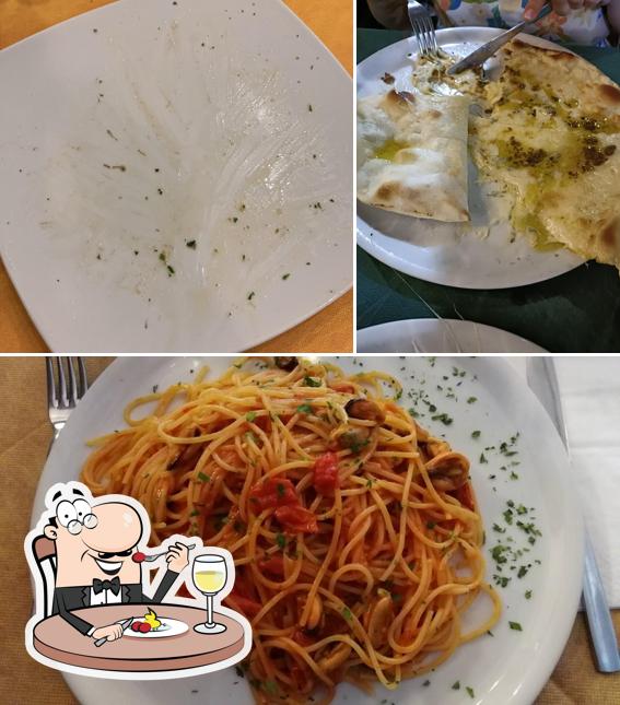 Platti al Ristorante Pizzeria Jasmine