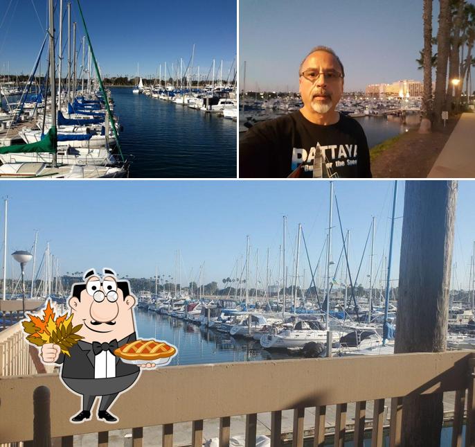 Harbor Island Deli in San Diego Restaurant menu and reviews