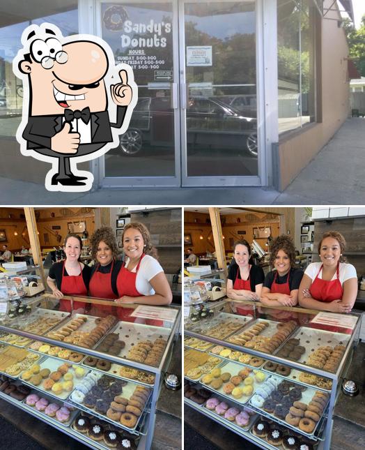Sandy's Donuts, Grand Rapids Carta del restaurante y opiniones