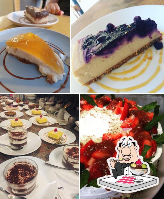 Loving Hut Vegan Cafe & Restaurant offre un'ampia gamma di dessert