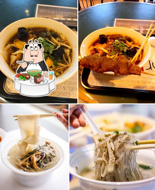 Sopa agripicante china en Lumingchun Restaurant