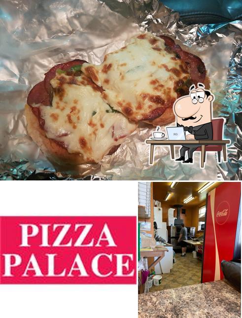 L'intérieur de Pizza Palace