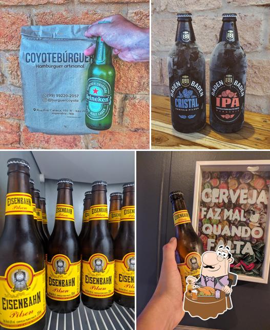 Desfute um copo de cerveja leve ou escura