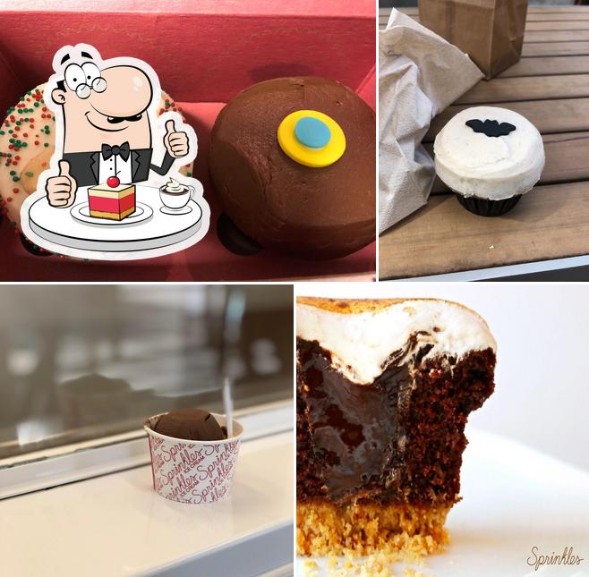 Sprinkles Disney Springs, 1676 E Buena Vista Dr in Lake Buena Vista