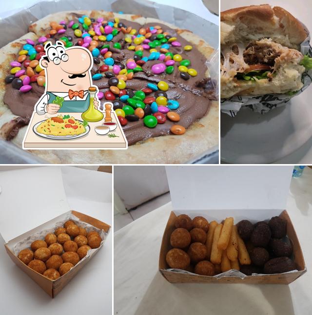Sanduíche de carne de porco desfiada em Hamburgueria e Pizzaria Dinamite