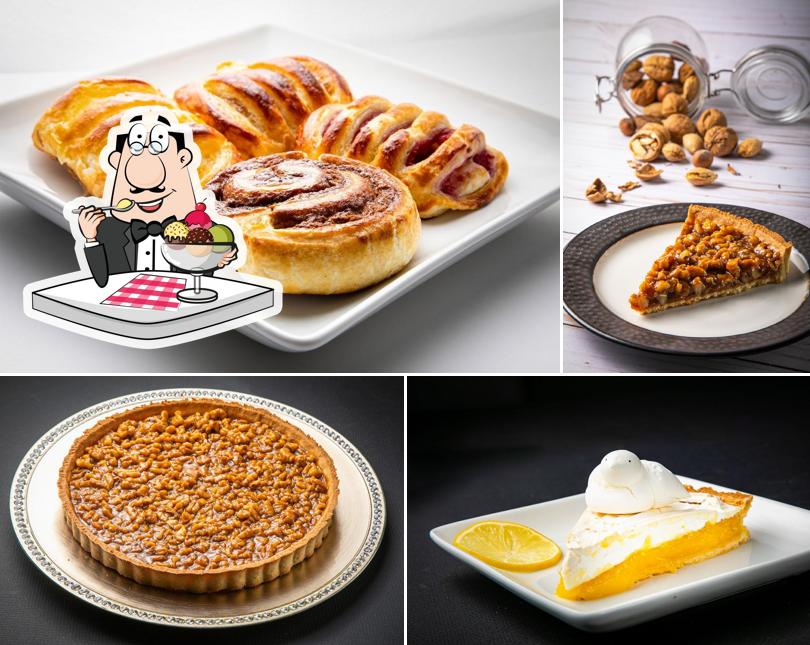 Kosmik Desserts in Denver Restaurant menu and reviews