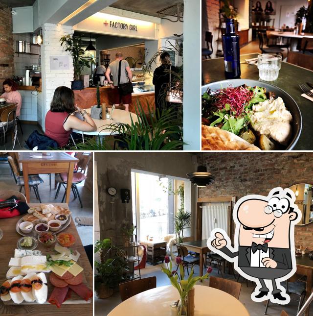 Installez-vous à l'une des tables de FACTORY GIRL Restaurant