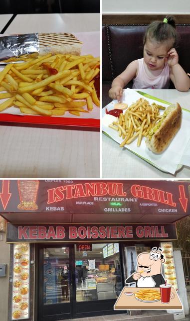 Dégustez des pommes frites à Restaurant Istanbul Kebab