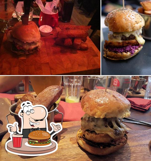 Mini Grill Steakhouse - Glasgow offers a plethora of options for burger lovers