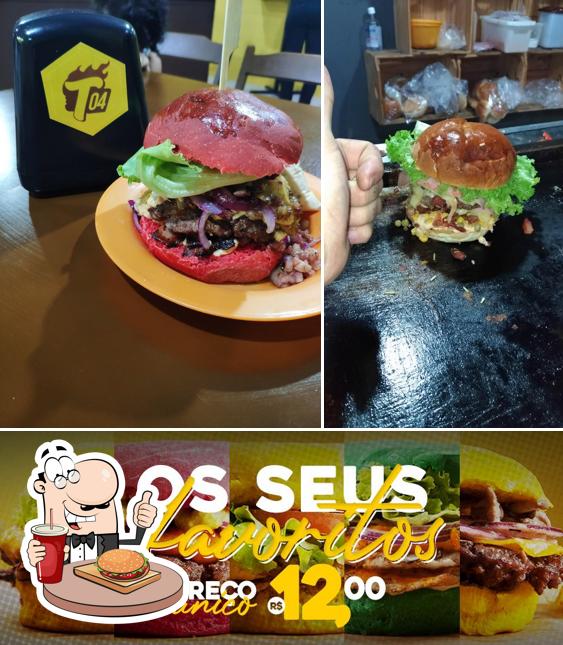 Peça um hambúrguer no T Burger