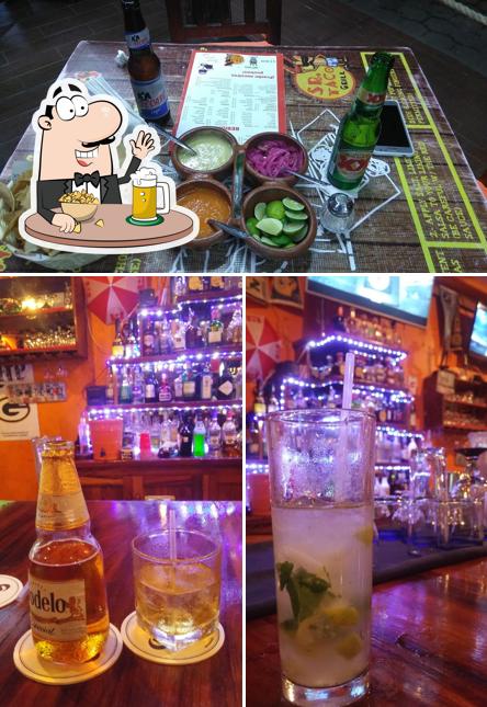 The Generals Sports Bar & Restaurant, Ixtapa, Blvd. Paseo Ixtapa MZ 1