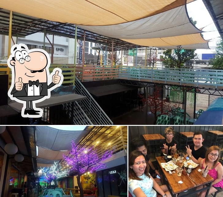 Deelap Cafe 9th Street Lacson, Bacolod, MXG3+RG7 Restaurant reviews