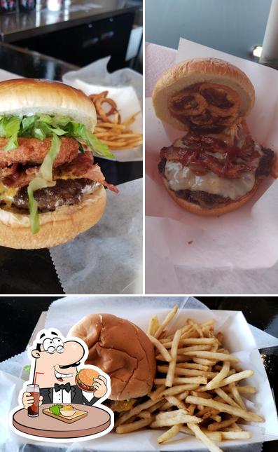 Las hamburguesas de Morehead Burger Company las disfrutan distintos paladares