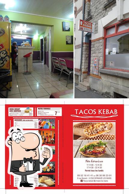 Look at this image of TACOS KEBAB